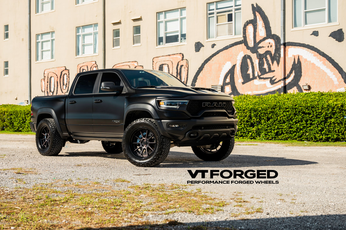 Frozen Brushed Black